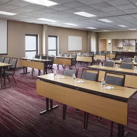 Sonesta Select Atlanta Airport North