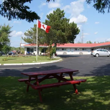 Blue Jay Motel
