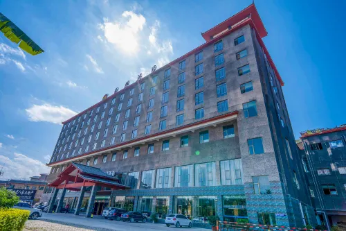 Yunti Hotel - موقف سيارات