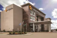 La Quinta Inn & Suites by Wyndham Owasso Hotels in Owasso