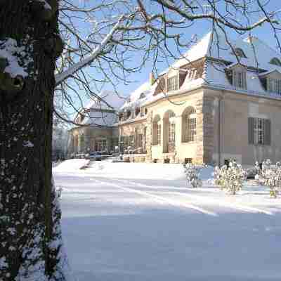 Schloss Kartzow Hotel Exterior