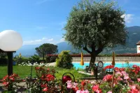 SomVita Suites