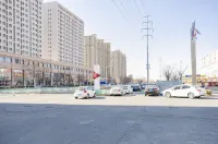 霸州四季福萊酒店 - 停車場