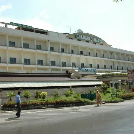 Islamabad Hotel Отели рядом с достопримечательностью «Парк Анкара»