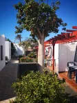 Bungalows Castillo Club Lake Hotels in Maxorata