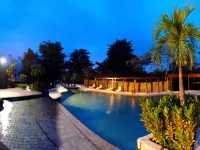 Finna Golf & Country Club - Pools