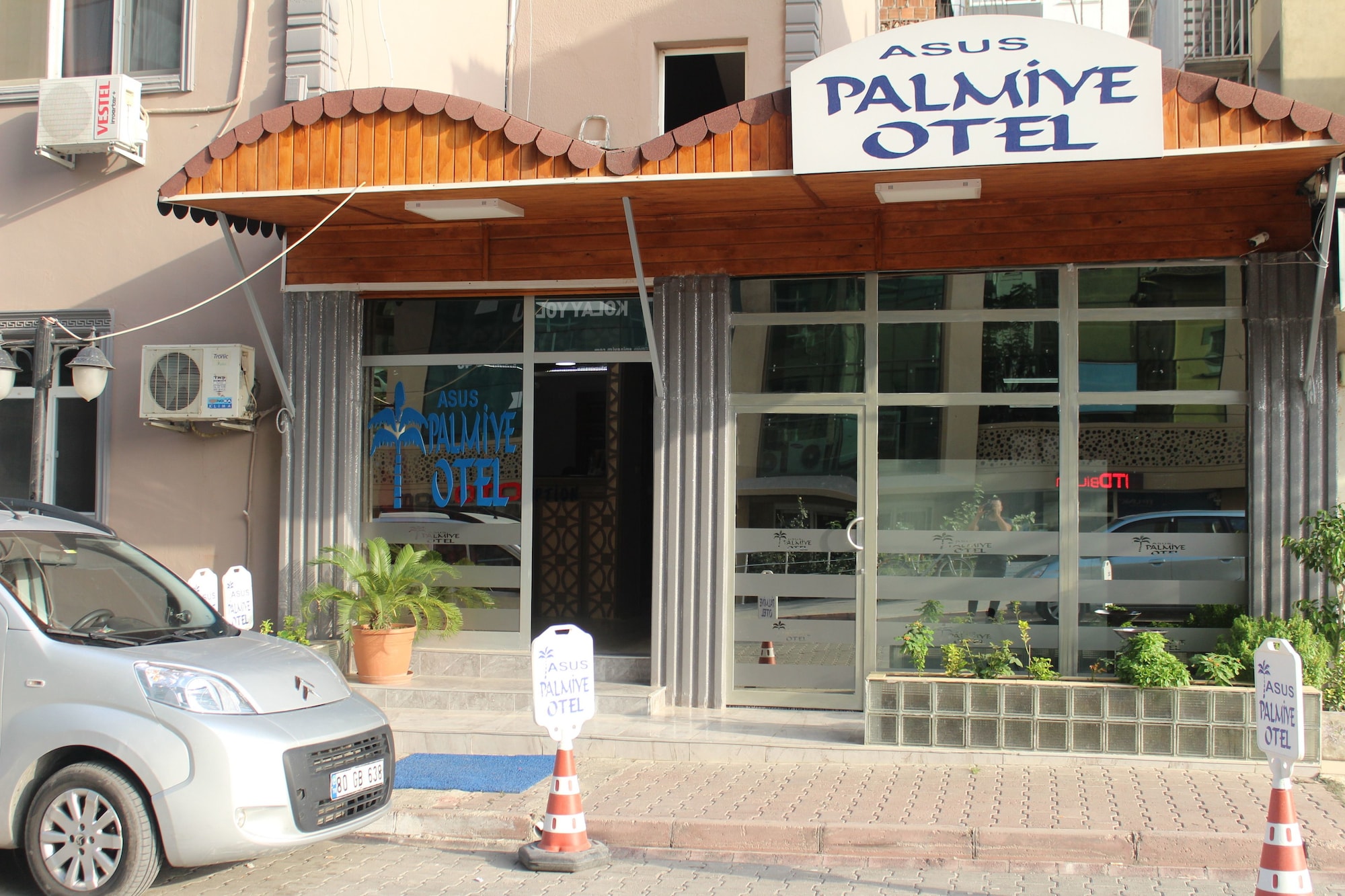 Asus Palmiye Otel