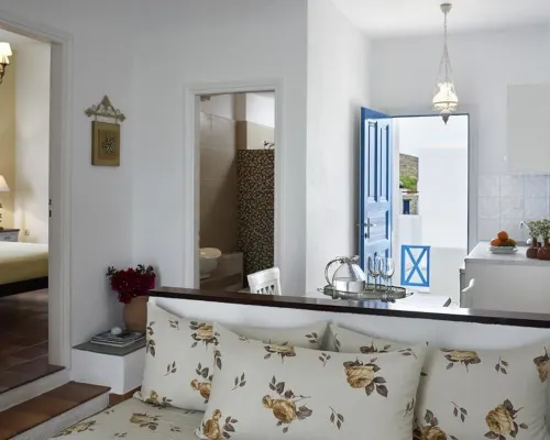 Folegandros Apartments Hotels in Folegandros