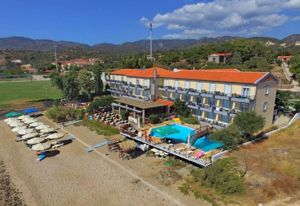 hotel overview picture
