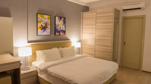 恩柯爾普碼頭套房酒店