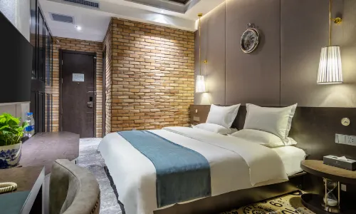 Qiqihar Yifeng Business Hotel (Jianhua Hospital)