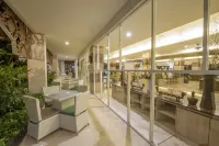 Lorin Syariah Solo Hotel Hotels in Colomadu