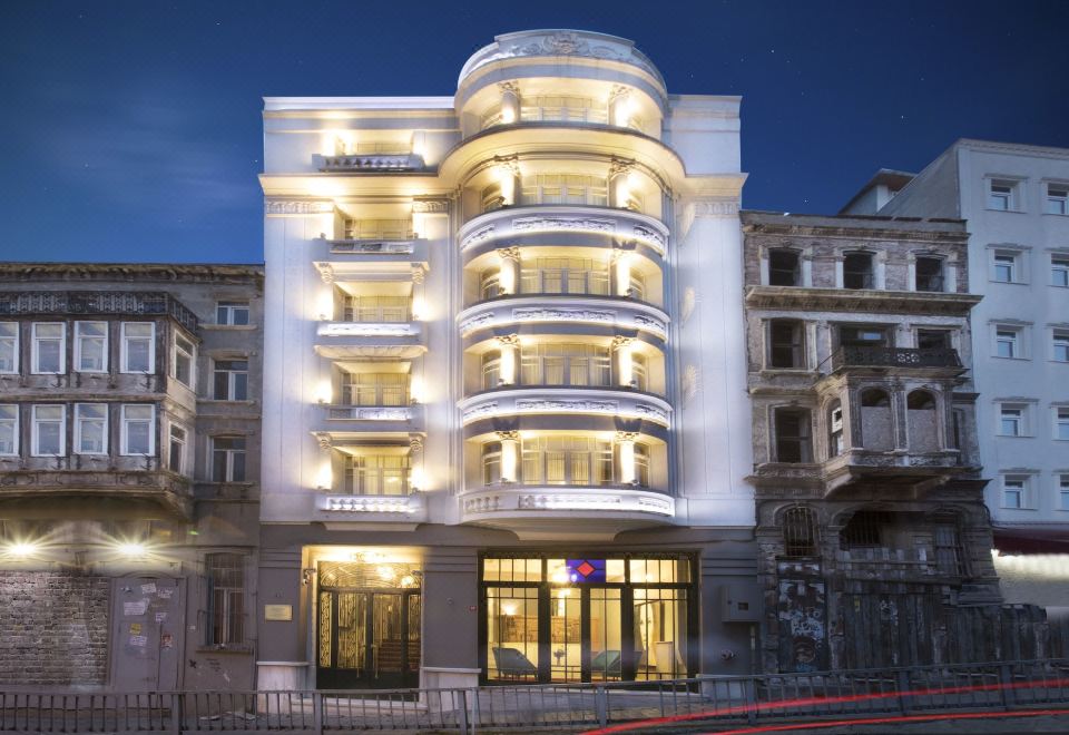 hotel overview picture