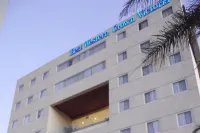 Crown Victoria Hotel Hotels in Сантьяго-де-Керетаро