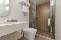Ibis Hotel Pingliang Kongtong Mountain Greenland Plaza - Wifi