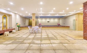 Fengye Tourist Holiday Hotel