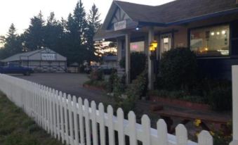 Blue Mountain Motel