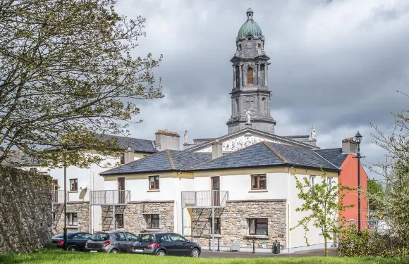 大教堂景觀公寓