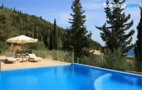 Lefkas Petra