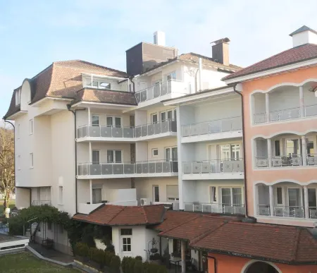 Wohlfühlhotel Bercher Отели в г. Альбрук