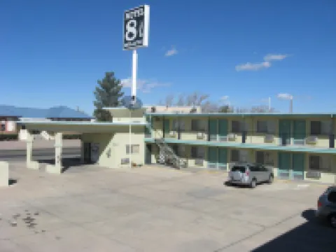 Motel 8 Willcox