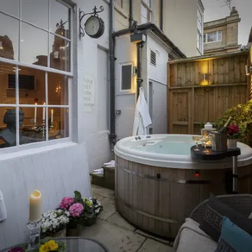 Harington's Hotel Отели рядом с достопримечательностью «Римская баня»