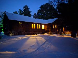 POV Lake Resort & Glamping Campground