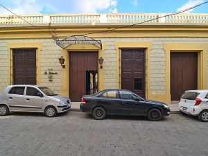 Hotel E la Avellaneda