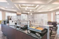 La Quinta Inn & Suites by Wyndham Atlanta Conyers - Breakfast