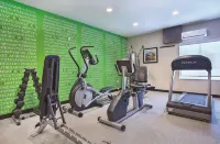 La Quinta Inn & Suites by Wyndham Chattanooga - Lookout Mtn - gimnasio