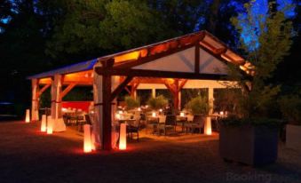 Hotel Logis - Chateau de Beauregard