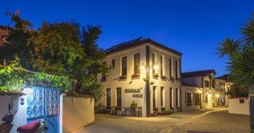 Mandalin Pansiyon فنادق في Sigacik Mahallesi