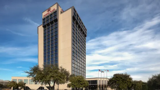 Crowne Plaza Dallas Market Center, an IHG Hotel