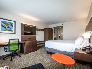 Holiday Inn Express 本特利- LIONVILLE