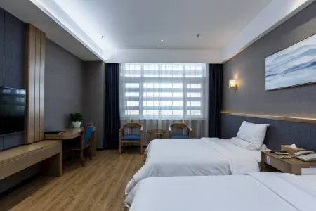 Starway Hotel (Shihezi Bus Terminal) Отели рядом с достопримечательностью «Shihezi University - South District»