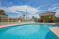 Candlewood Suites DESTIN-SANDESTIN AREA by IHG - piscina