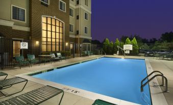 Staybridge Suites Baltimore BWI Airport