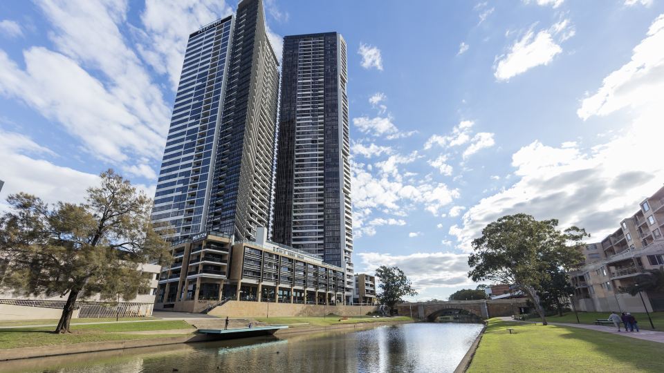 Meriton Suites Church Street