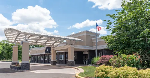 Holiday Inn LANSDALE - HATFIELD by IHG - parking