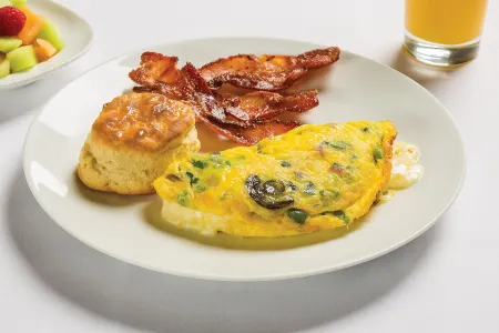 Excalibur Hotel Casino Las Vegas Отели рядом с достопримечательностью «Real Bodies Las Vegas»