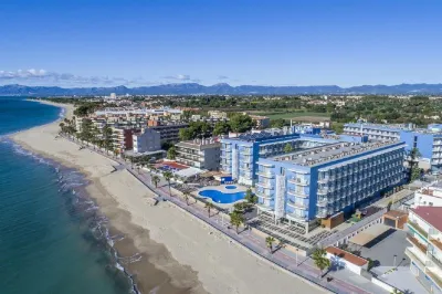 Augustus Hôtels à proximité de : Camping Cambrils Caban