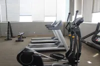 FOX Hotel Pekanbaru - Gym