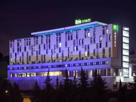 Ibis Styles Roma Eur Hotels in der Nähe von Euroma 2