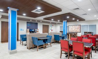 Holiday Inn Express & Suites Punta Gorda