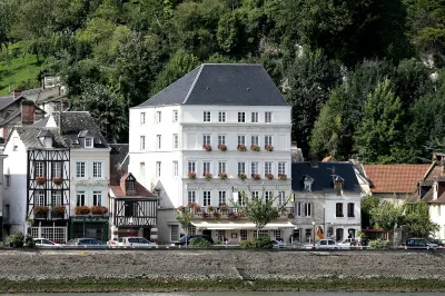 Logis - Hôtel & Restaurant le Bellevue Hotels in Saint-Aubin-les-Elbeuf