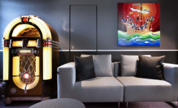 Hotel Le Bugatti - Housity