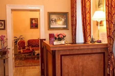Pension Opera Suites I Self Check IN