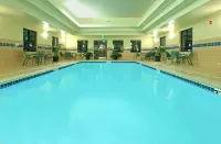 Staybridge Suites Fayetteville/Univ of Arkansas by IHG Hôtels à : Fayetteville