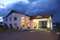 Gateway Inn and Suites