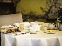 Woughton House Hotel - breakfast